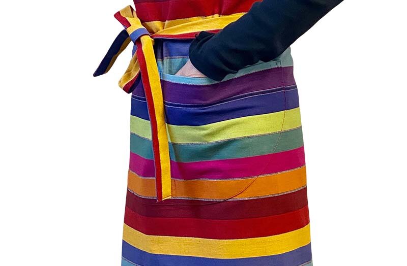 kitchen apron with pocket