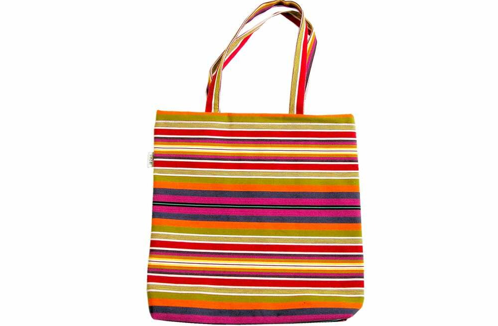 Pointe Tote Bag